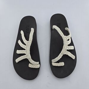 Plaka Braided Sandals